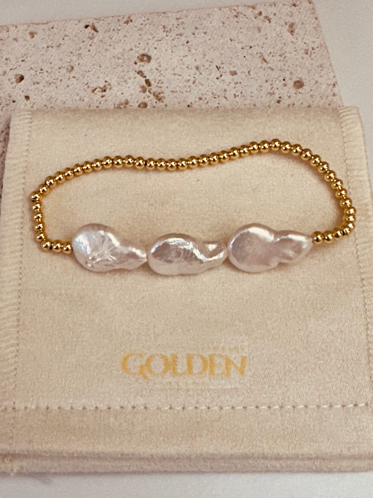 Mar de oro Bracelets